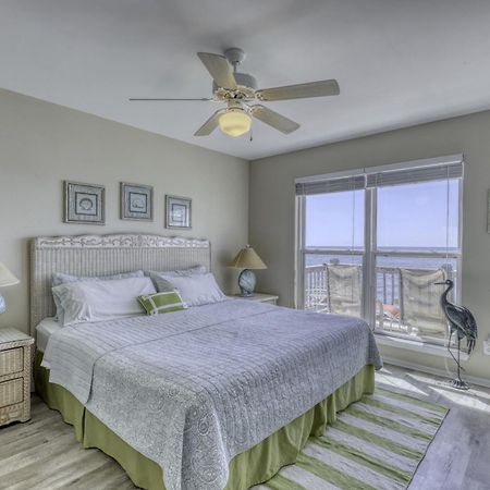 Beach Music - Gorgeous And Gulf Front! Large Deck Allows You To Stargaze With The Waves Crashing Beneath You, Home Dauphin Island Exterior photo
