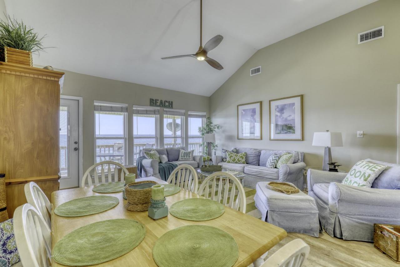 Beach Music - Gorgeous And Gulf Front! Large Deck Allows You To Stargaze With The Waves Crashing Beneath You, Home Dauphin Island Exterior photo